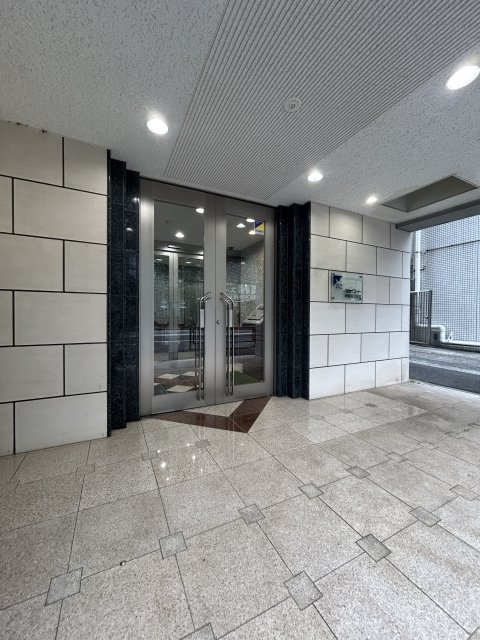 3/4 エントランス