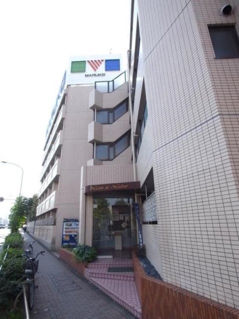 2/5 エントランス