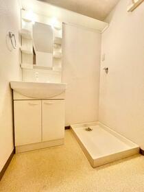 13/15 洗面