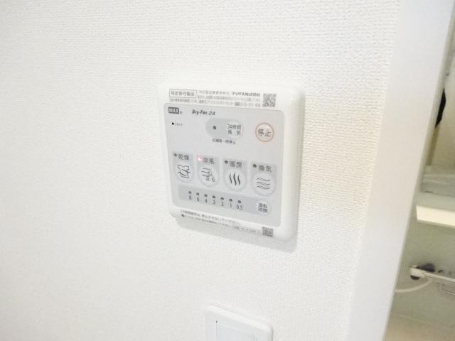 14/23 浴室