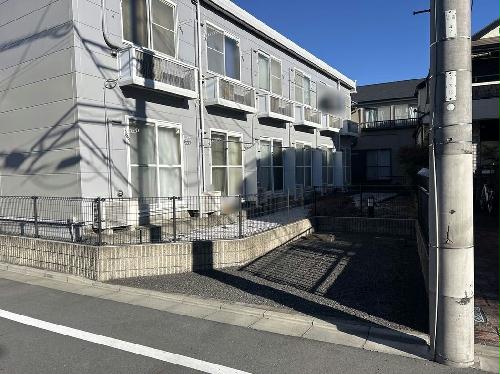 13/13 駐車場