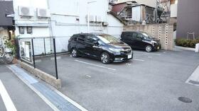 14/14 駐車場