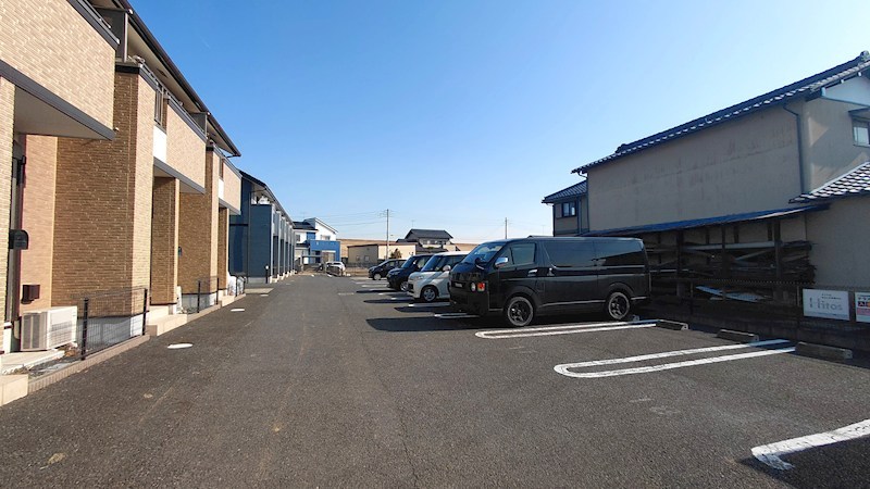 26/26 駐車場