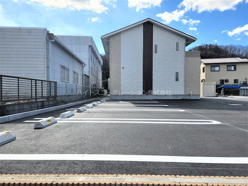 16/23 駐車場