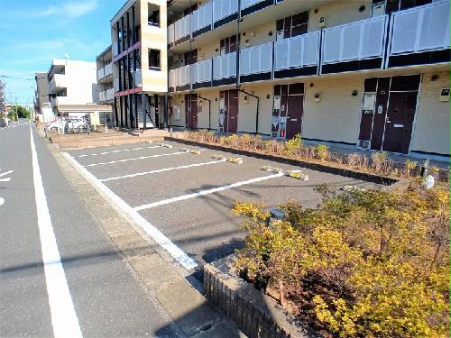 14/22 駐車場