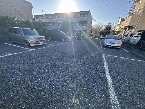 13/24 駐車場