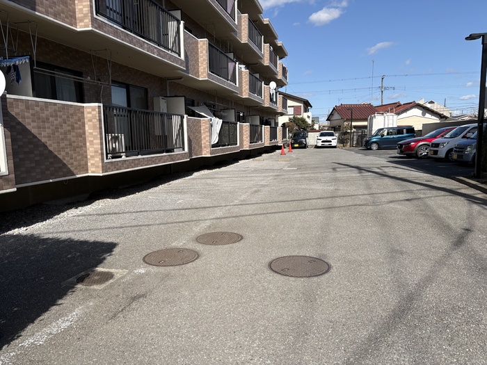 2/2 駐車場