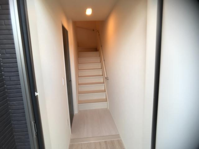 13/25 玄関
