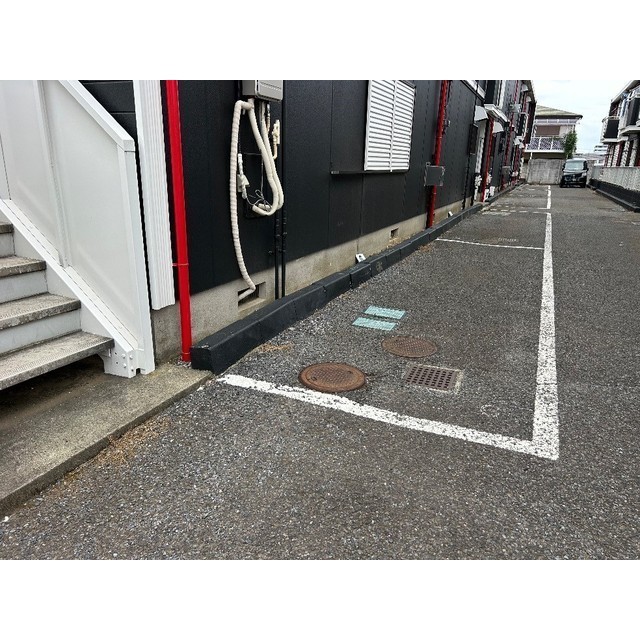 2/3 駐車場