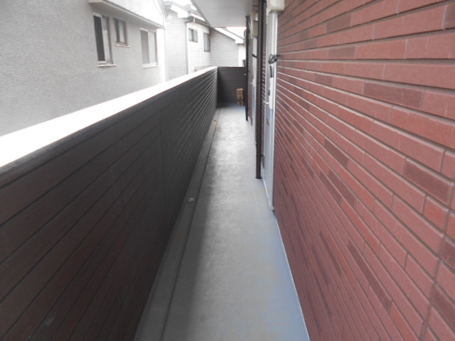 22/24 エントランス