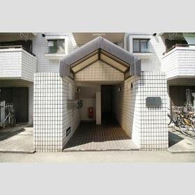 15/15 エントランス