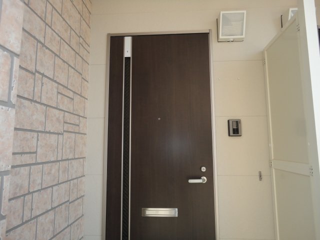 13/30 玄関