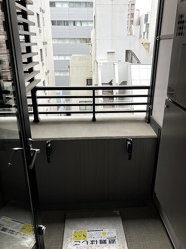 15/21 バルコニー