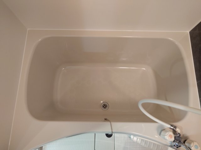 13/25 浴室