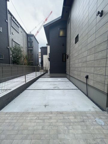 21/22 駐車場