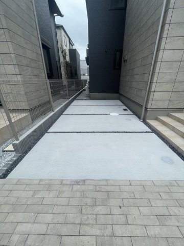 20/20 駐車場