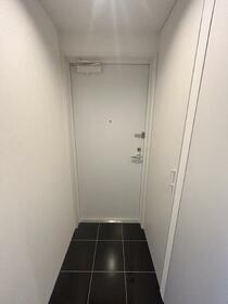 4/6 玄関