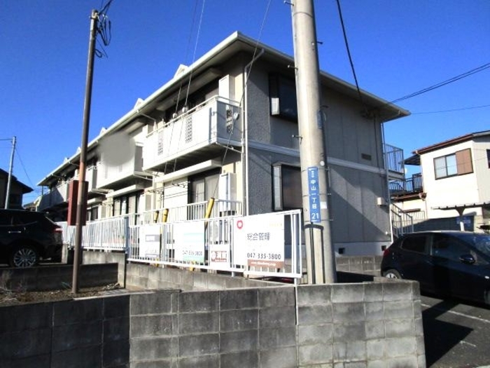 1/16 外観