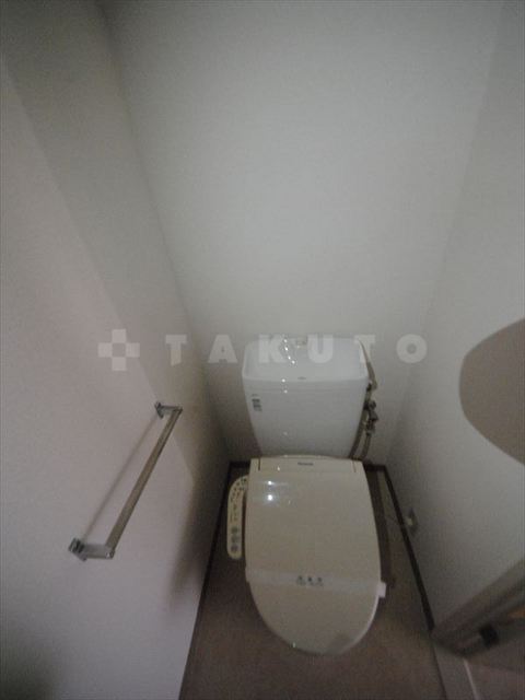 16/25 トイレ