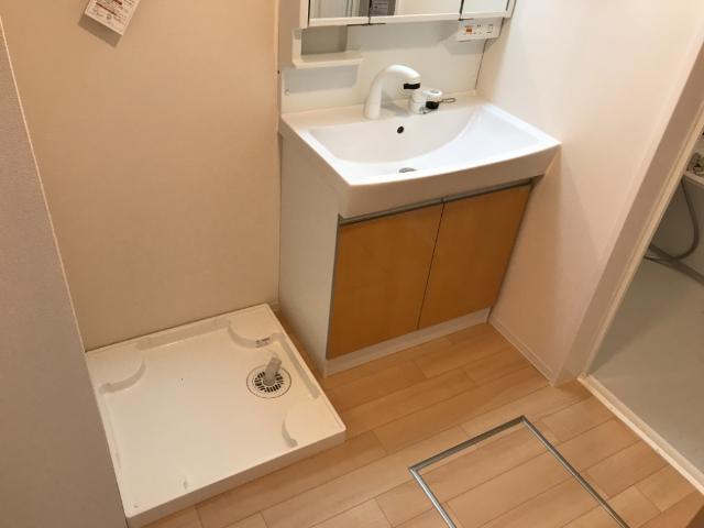18/30 洗面