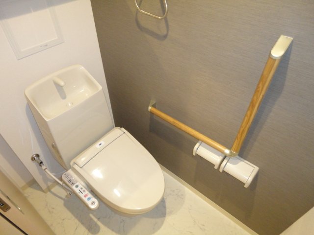18/30 トイレ