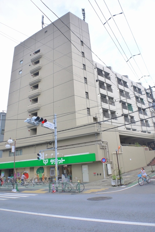 1/4 外観