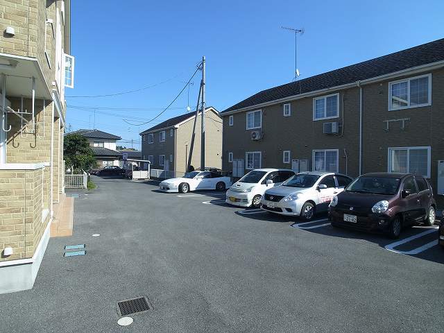 14/20 駐車場