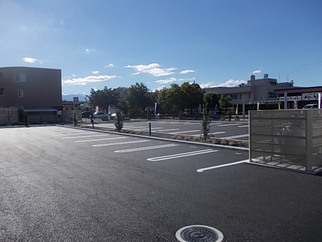 14/20 駐車場