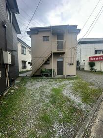 2/2 駐車場