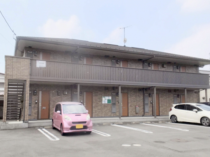 21/30 エントランス