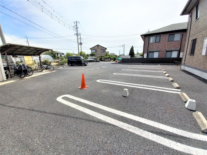 2/2 駐車場