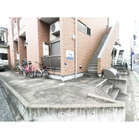 1/4 外観