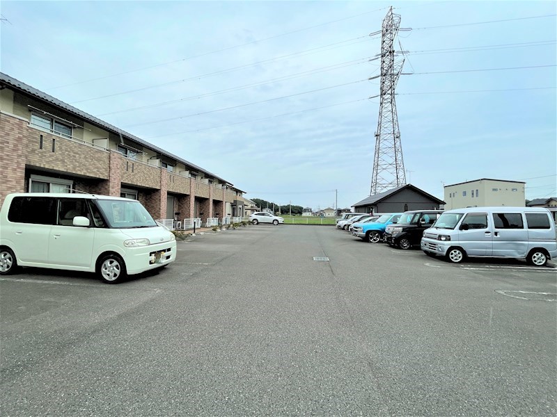 21/24 駐車場