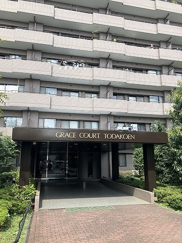21/21 エントランス