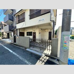 16/16 駐車場