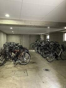 14/15 駐車場
