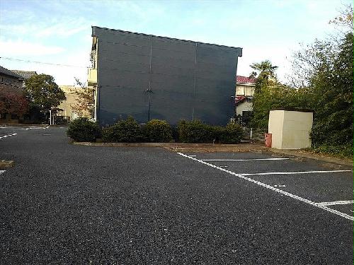 14/15 駐車場