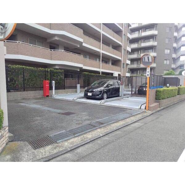 15/25 駐車場