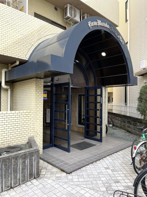 16/24 エントランス