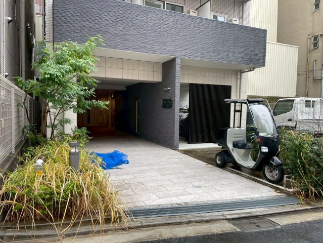 3/3 エントランス