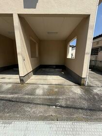 15/16 駐車場
