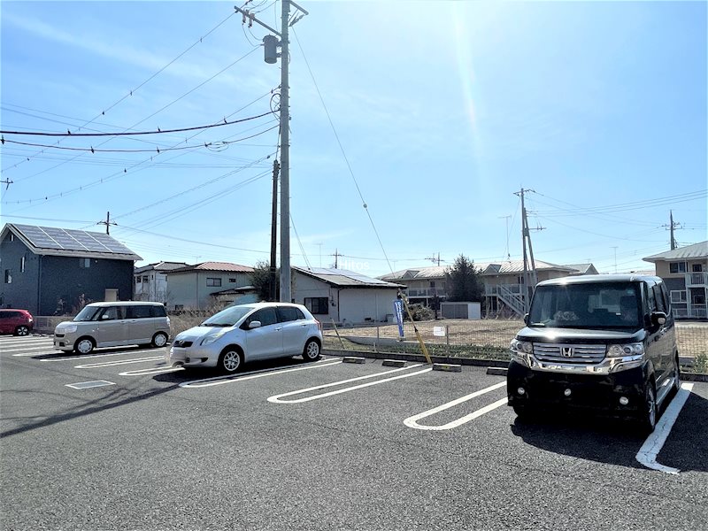 3/3 駐車場