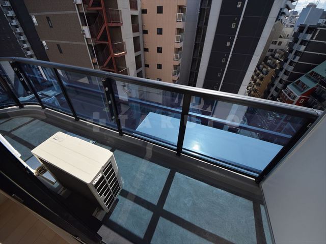 19/30 バルコニー