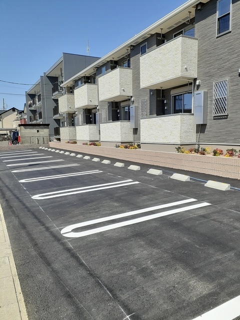 16/22 駐車場