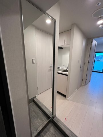 13/29 玄関