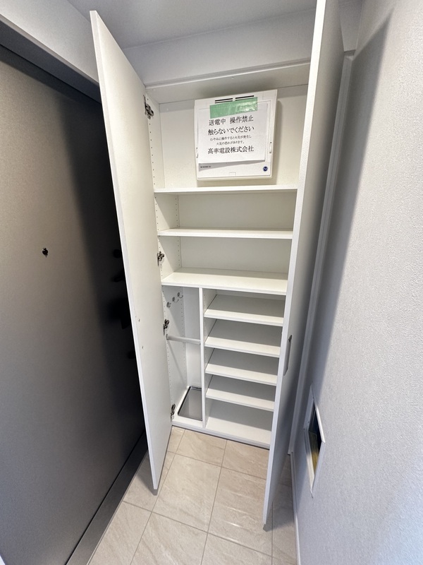 7/24 玄関