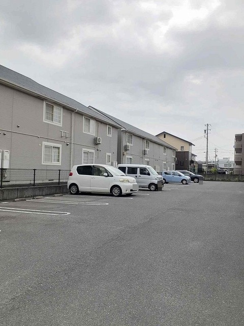 4/11 駐車場