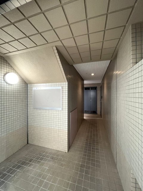 3/4 エントランス