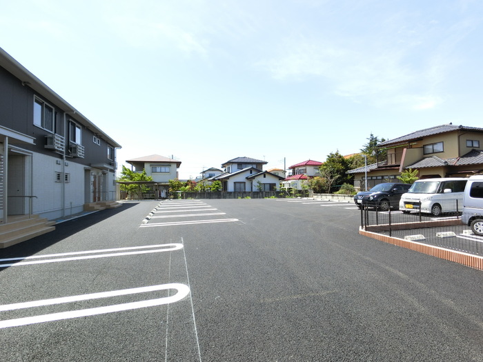 15/15 駐車場