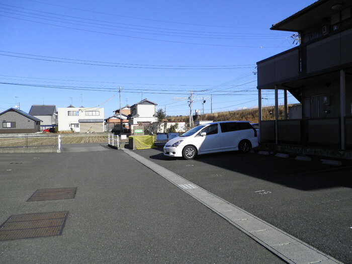 10/10 駐車場